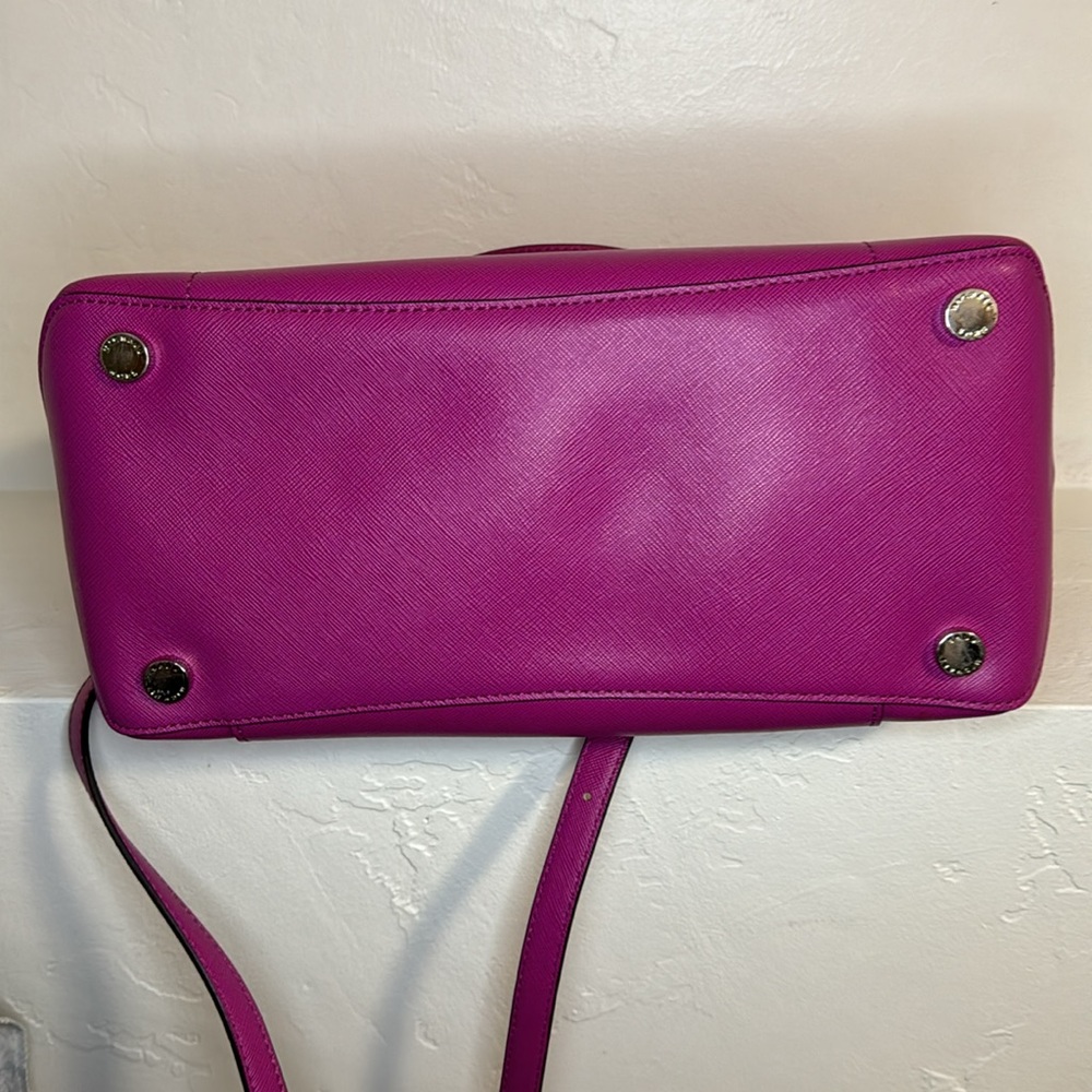 Michael Kors Greenwich fuchsia saffiano leather tote - Picture 7 of 12